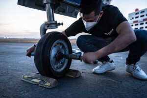 Mantenimiento correctivo y preventivo de aviones